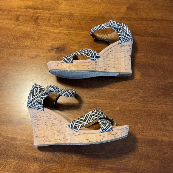 Toms Sienna Aztec strappy wedge corkwood sandals 9.5 black white - Picture 7 of 13